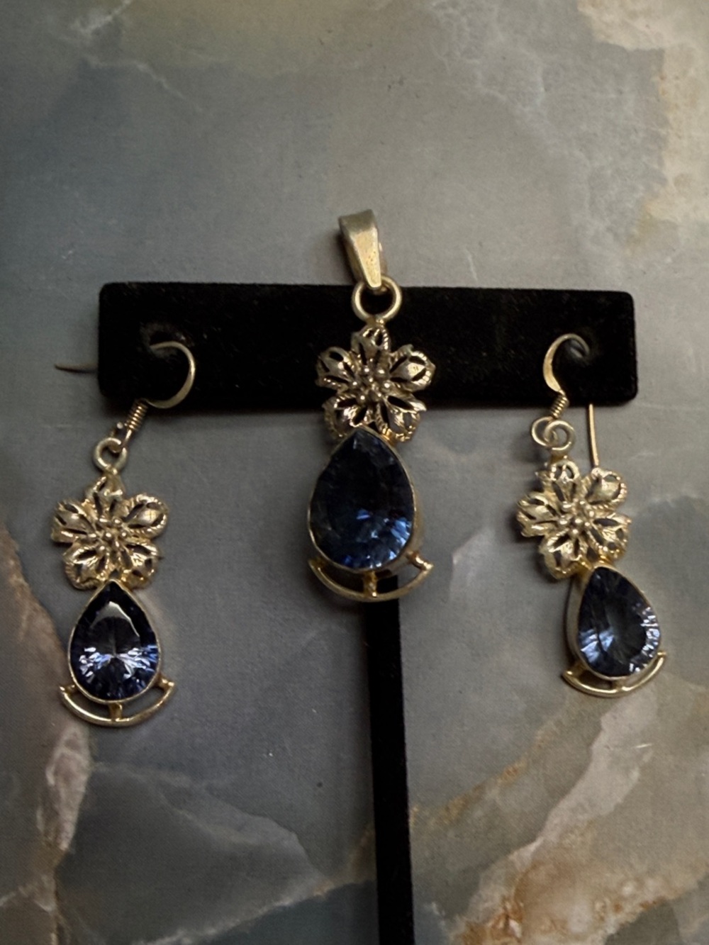 Sterling silver Blue topaz Teardrop Pendant & Earring Set